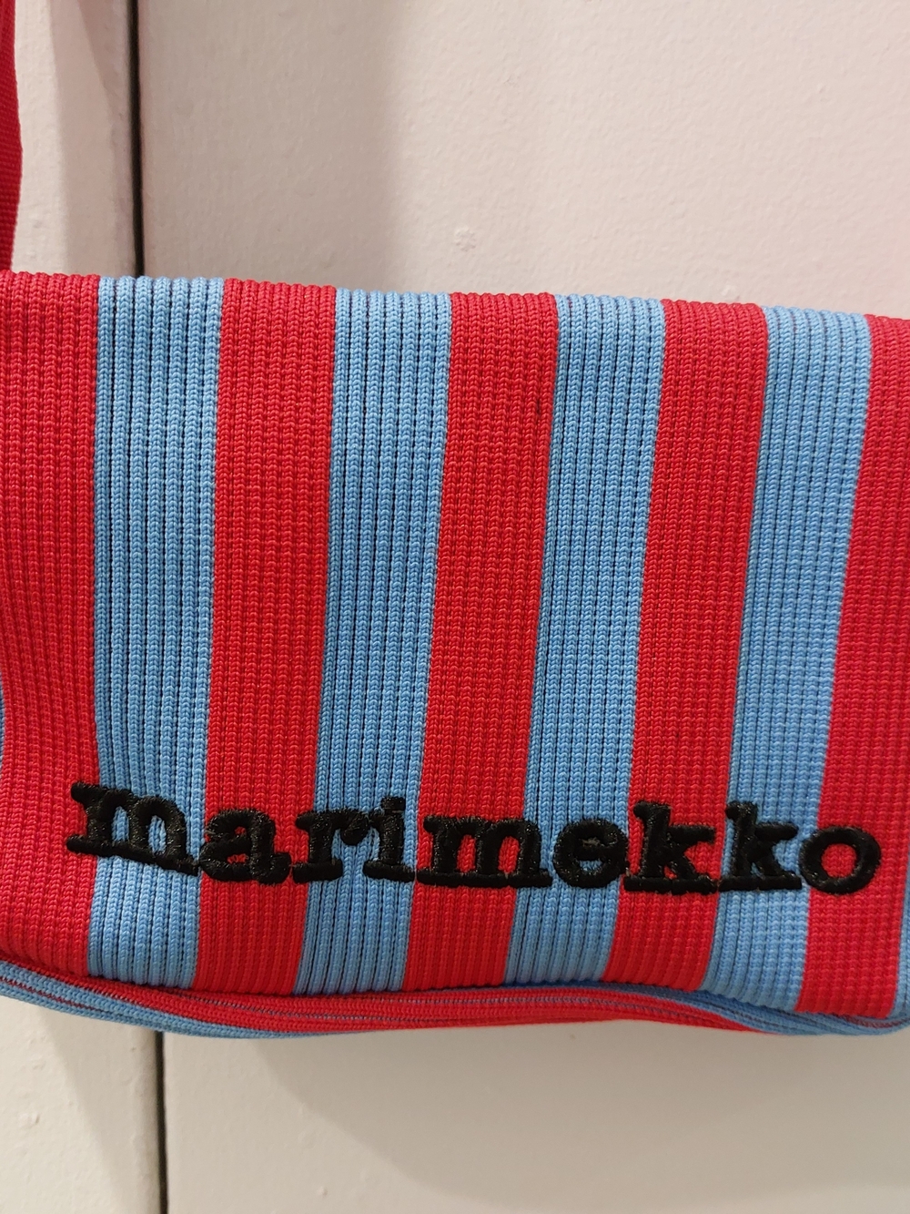 Marimekko Red & Light Blue Striped Ribbed Shoulder Bag - Picture 2 of 4